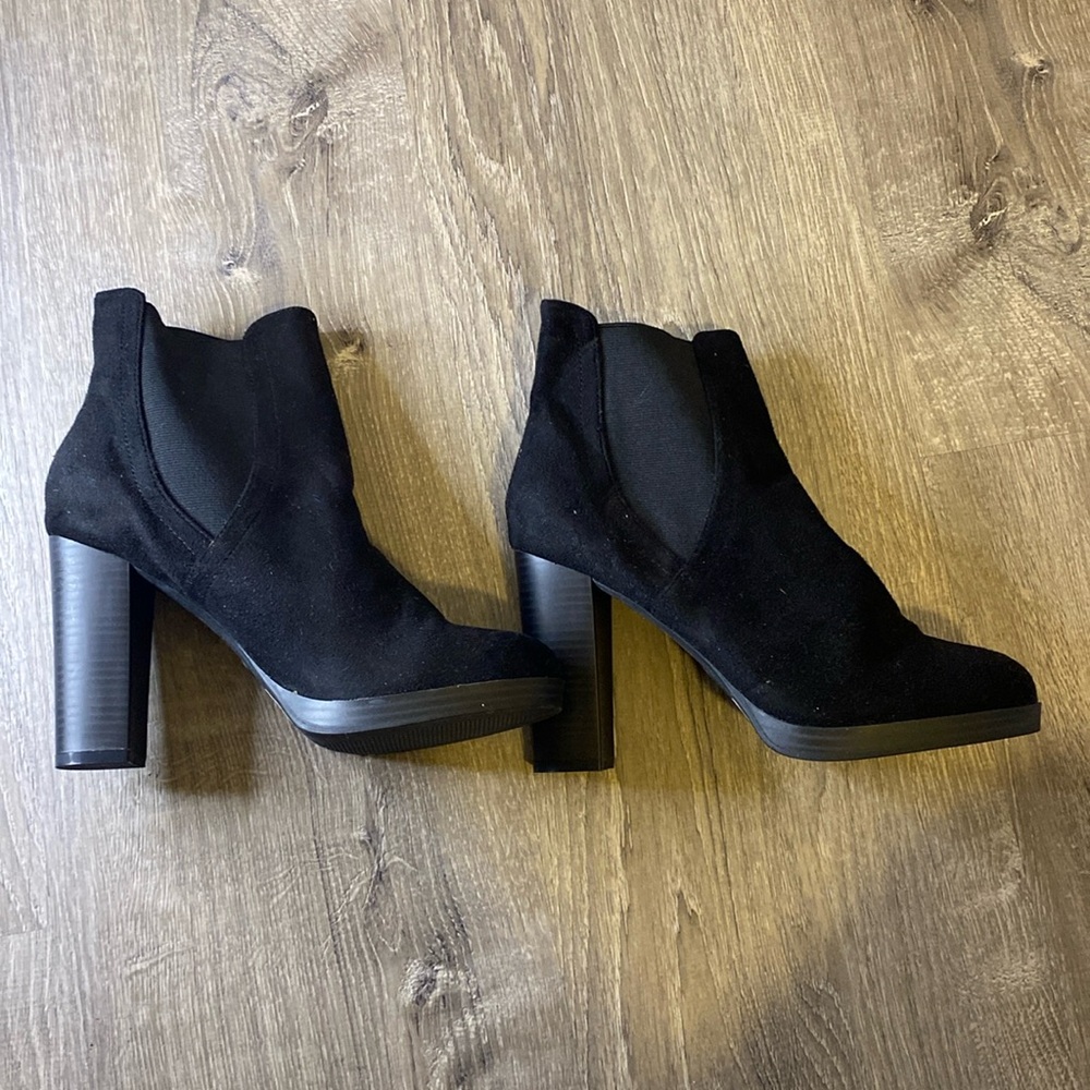 Chunky black heel booties